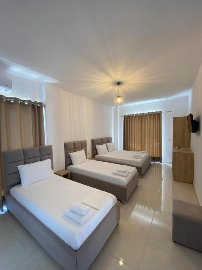 J&B Hotel Ksamil Exteriér fotografie
