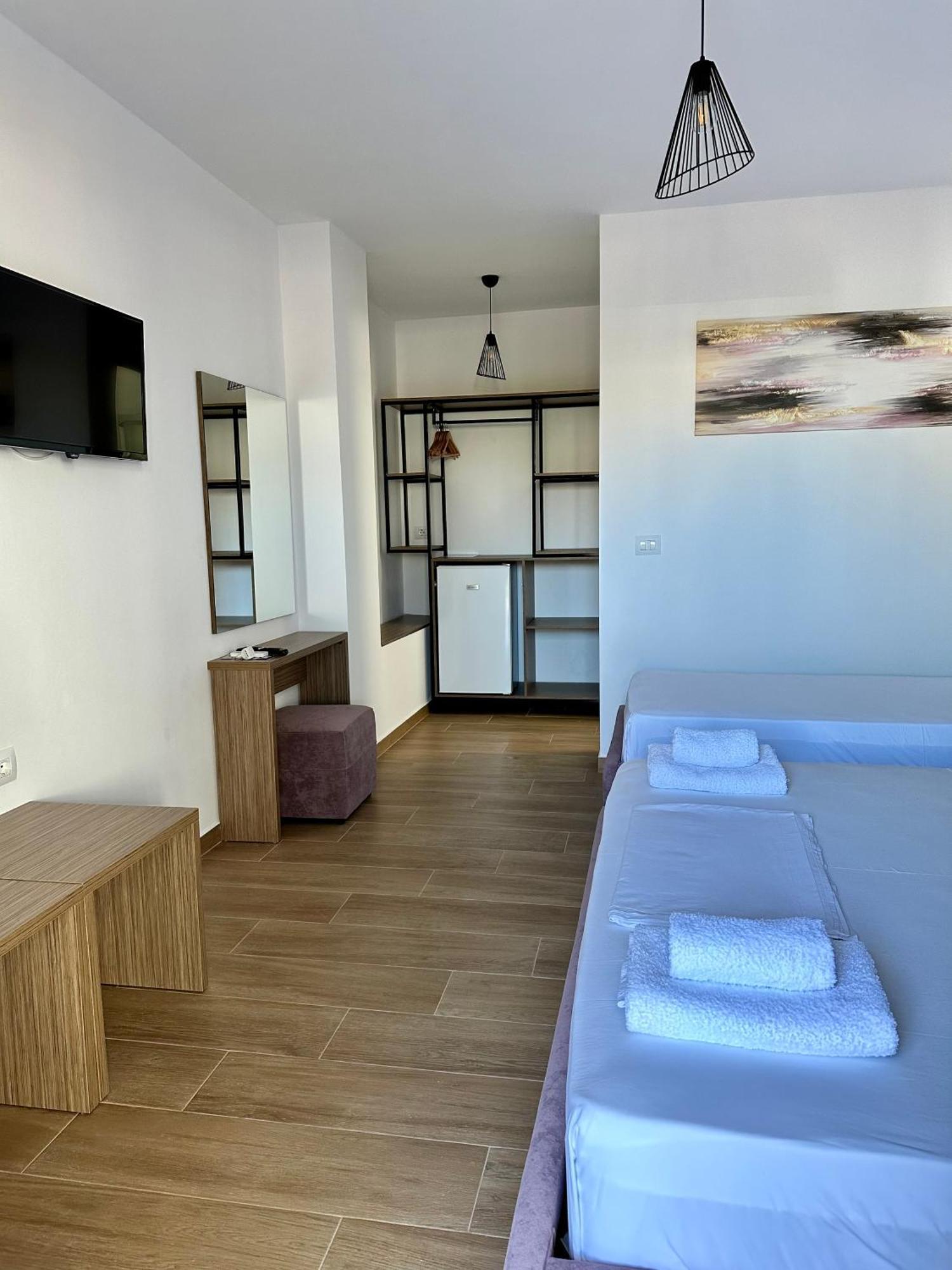 J&B Hotel Ksamil Exteriér fotografie